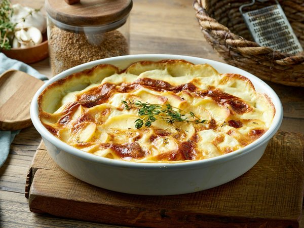 Comment réussir un gratin dauphinois à la crème et à l'ail?